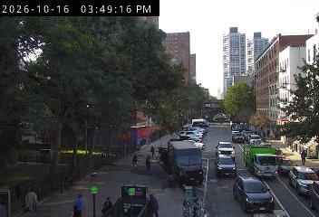 Lexington Ave @ E 110 Street