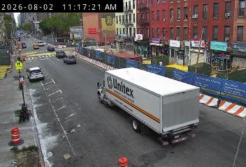 Live traffic camera view of 2 Ave @ E 110 Street, Manhattan, New York City