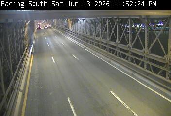 Live snapshot from BB-26 South Rdwy @ West of Manhattan Twr