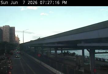 Live snapshot from South Street @ Pike Street