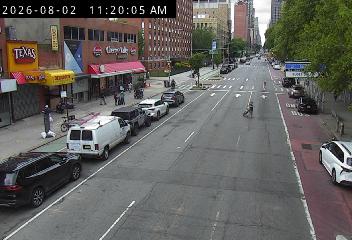Live traffic camera view of 2 Ave @ E 102 St, Manhattan, New York City