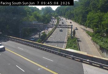 Live snapshot from Cross Island Pkwy @ West Alley Rd
